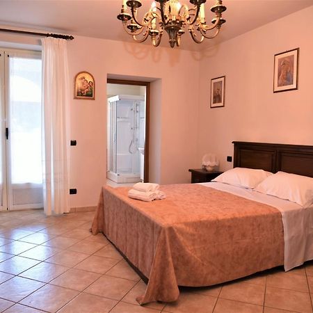 A Casa Di Anna Appartement La Morra Buitenkant foto