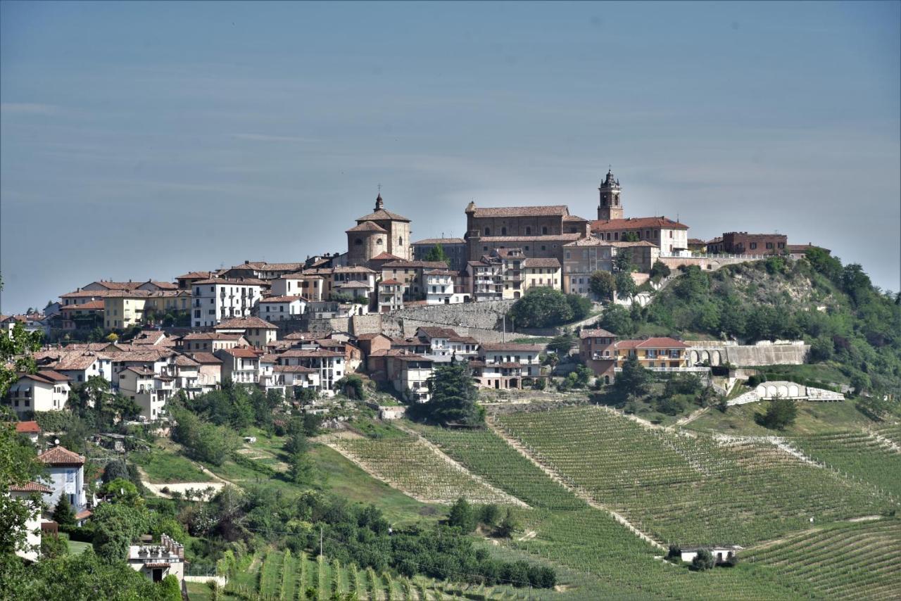 A Casa Di Anna Appartement La Morra Buitenkant foto